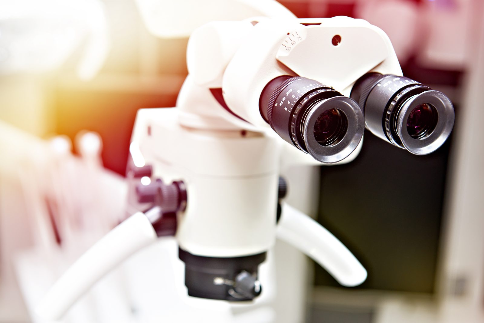 Modern diagnostics in a clean lab setting